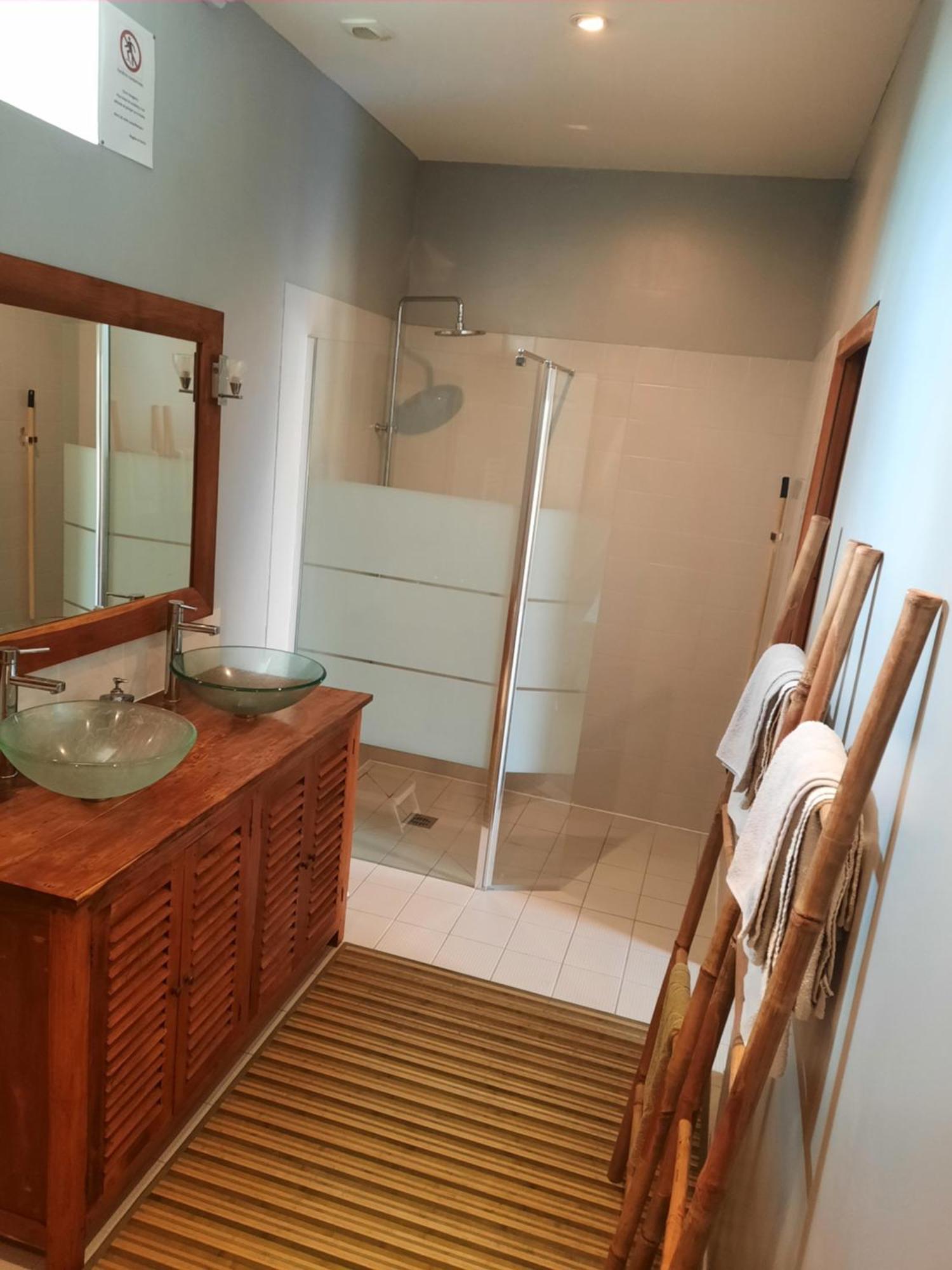 La Maison Genevier - Chambre Marguerite Montreuil-en-Touraine ภายนอก รูปภาพ